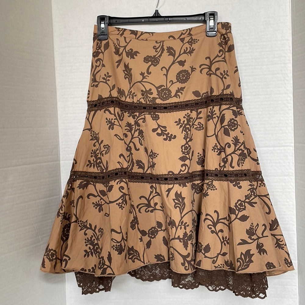 U & Co A-line Lace Bottom Flower Skirt Size 38 (S)